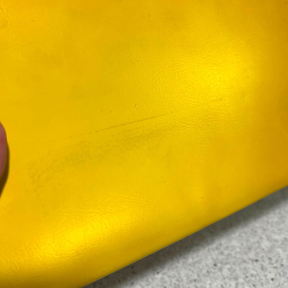 Bright Yellow clutch purse vintage 70's faux leather goldtone snap closure - Picture 6 of 9